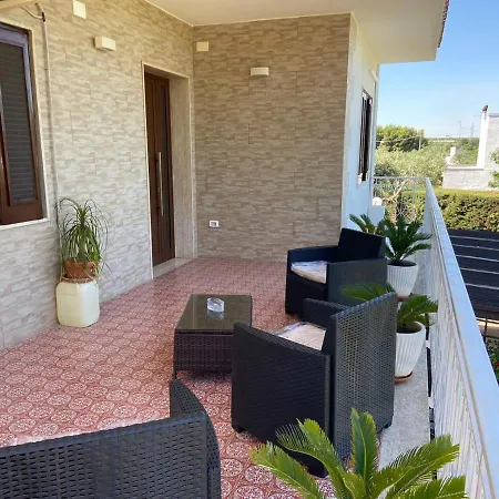 House Anna Bed & Breakfast 4*