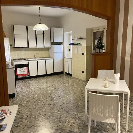 House Anna 4*